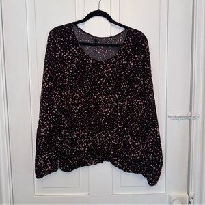 ✨torrid black multicolor pattern challis twist front long sleeve top✨